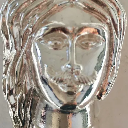 Apartment Jesus 3 *
